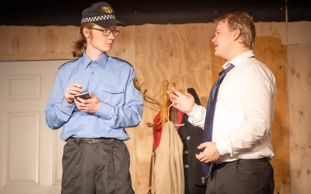 Leikfélag Fljótsdalshéraðs sýnir Tom, Dick og Harry