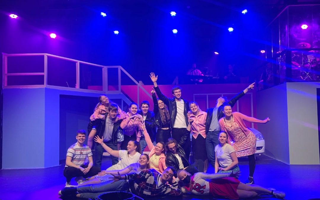 Söngleikurinn Grease á Suðurnesjum